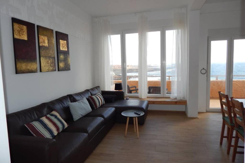 Big, Large Cozy Apartment With Sea View Ask For Additional Bedroom As An Extra Option เตลเด ภายนอก รูปภาพ